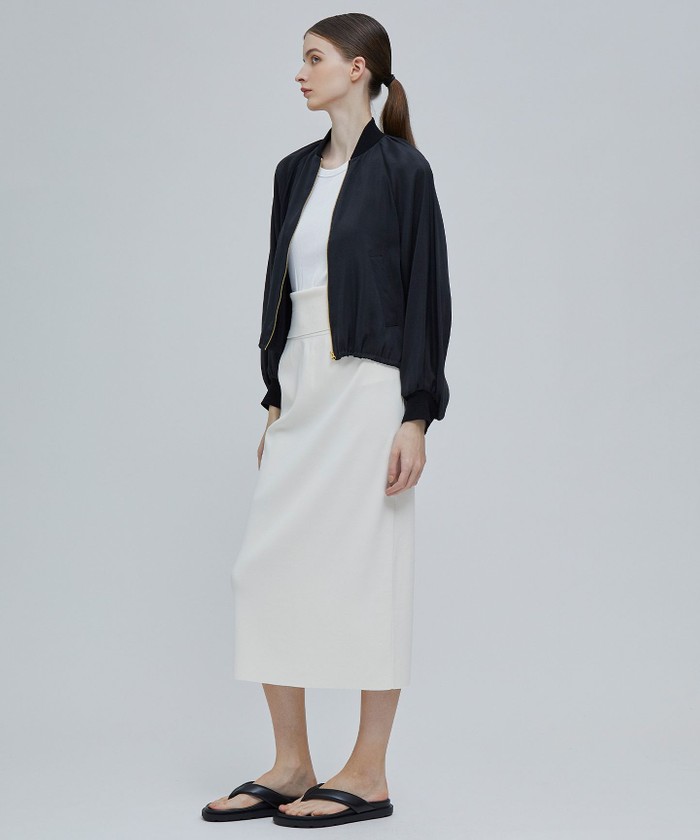 スウェット、タフタブルゾン Precious 6月号掲載】NINA / タフタブルゾン(505942033)｜阪急