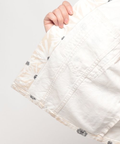 花柄プリントクロップド丈カラーデニムジャケット 海外モデル 　着用サイズ：S 国内M相当