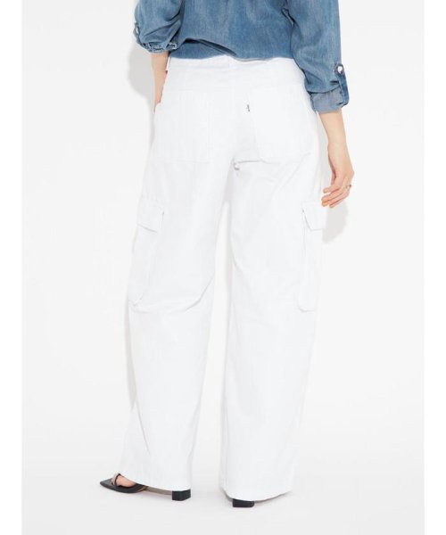 Levi's(リーバイス)/BAGGY CARGO ホワイト BRIGHT WHITE/img02