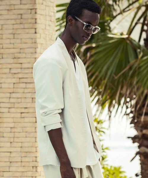 1PIU1UGUALE3 RELAX(ウノピゥウノウグァーレトレ リラックス)ノーカラージャケット 1PIU1UGUALE3