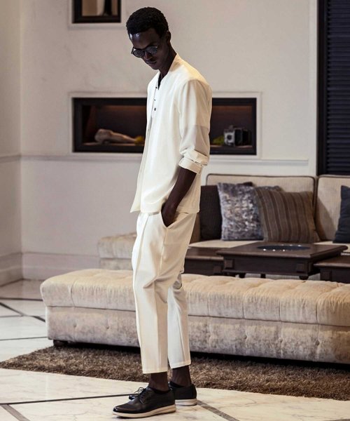 1PIU1UGUALE3 RELAX(ウノピゥウノウグァーレトレ リラックス)ノーカラージャケット 1PIU1UGUALE3