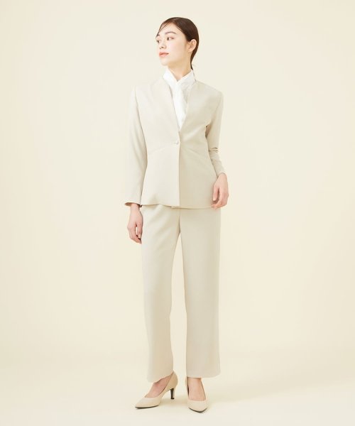 バックベンツ入りパンツ 