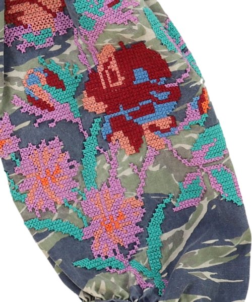 迷彩プリントパフスリーブジャケット 