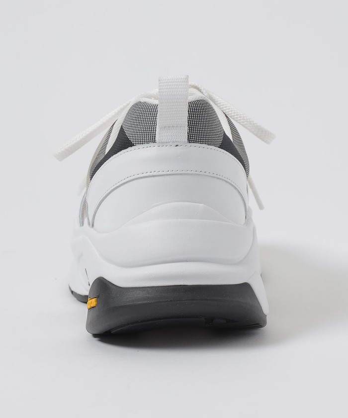 BLACK lab.】ベージュクレストブリッジチェックビブラムスニーカー