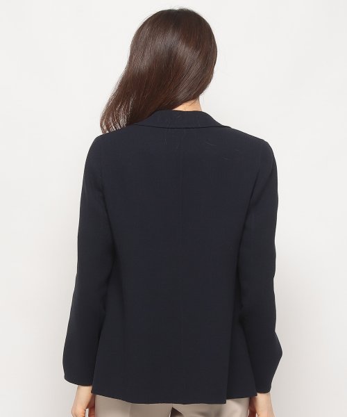 テーラードジャケット 