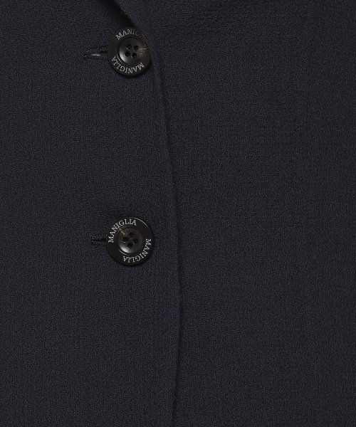 テーラードジャケット 