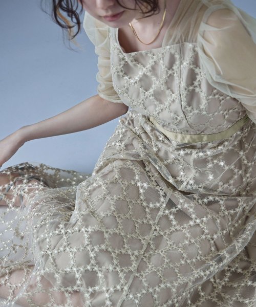 etoll. エトル フラワーダイアゴナルチェックフレアドレス ワンピース ワンピ ドレス 五分袖 ロング マキシ丈 オケワンピ スクエアネック フレア レース etoll エトル 45cm