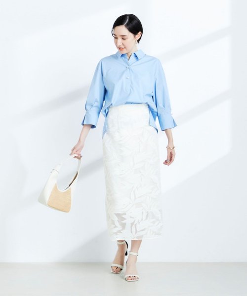 ウォッシャブルレザーカット刺繍タイトスカート 