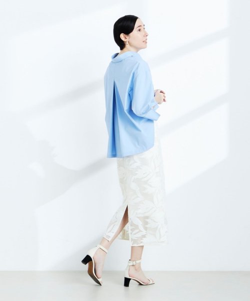 ウォッシャブルレザーカット刺繍タイトスカート 