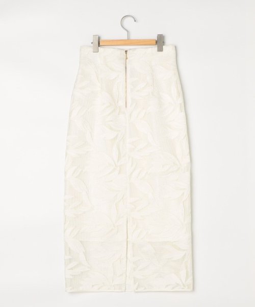 ウォッシャブルレザーカット刺繍タイトスカート 