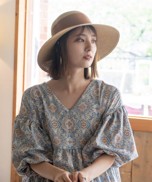 キャペリンハット【aroco/アロコ】リボン ペーパー素材 レディース ビッグリボン 幅広 深め つば広 軽量 サイズ調整可能 アジャスター付き UV 紫外線