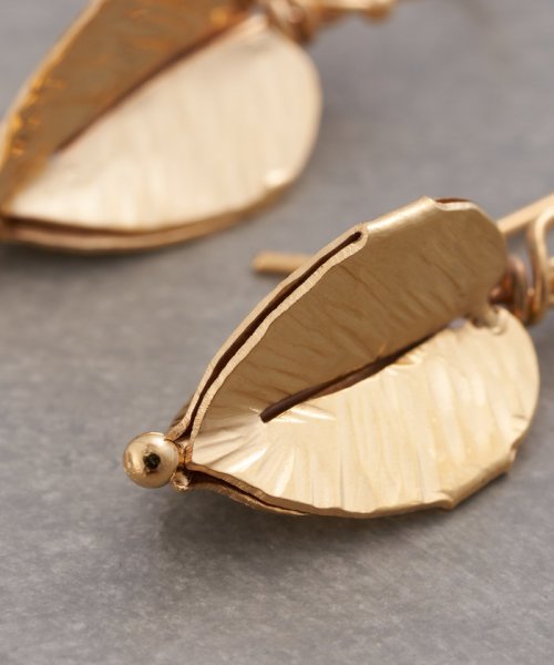 《WE ARE NBO》リーフピアス WE ARE NBO サンプルの為