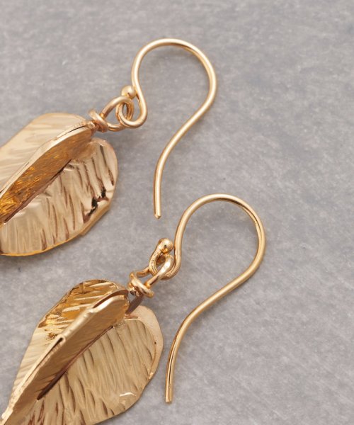 《WE ARE NBO》リーフピアス WE ARE NBO サンプルの為