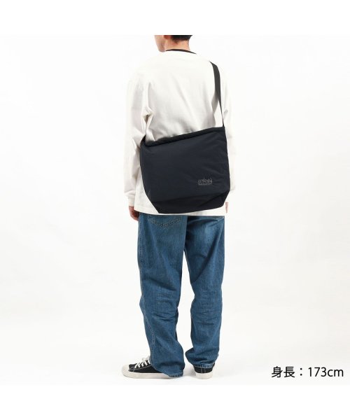 マンハッタンポーテージ ショルダーバッグ Manhattan Portage 斜めがけ A4 ナイロン 撥水 City Essentials MP2405PNT 人気・おすすめ｜省スペース設計・旅行向けにおすすめ お得商品 プライバシー配送 翌日お届け対応