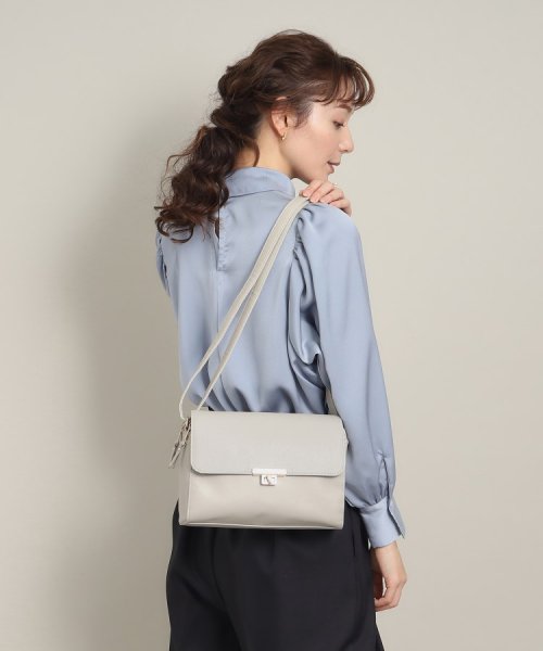 【ポケ4／ファスナーポケット／多収納デザイン】人間工学ショルダー 人気・おすすめ｜多用途・生活用品におすすめ 口コミ人気 即納 比較検討中の方に