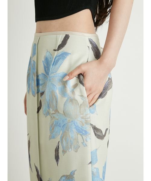 フラワーペイントタイトスカート 予めご了承ください