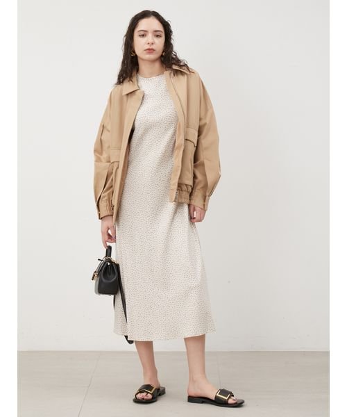 袖ボリュームスウィングブルゾン 予めご了承ください