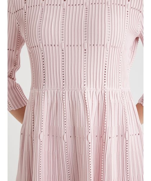 ディフォーメーションニットワンピース 予めご了承ください 総丈 最大 108cm