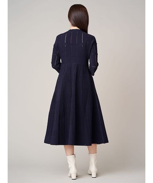 ディフォーメーションニットワンピース 予めご了承ください 総丈 最大 108cm