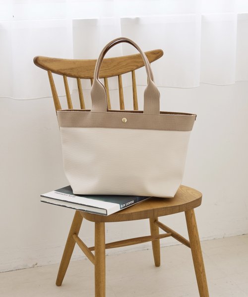 【Breath TOPKAPI】RIPPLE リプル ロング ハンドル A４ トートバッグ L 商品説明≪大容量だからこそ肩掛けが必須、うれしいロングハンドルトートが登場》多数のリクエストにお応えし、人 V1594904647(12155円)