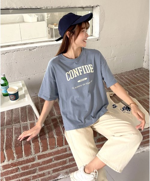 ad thie(アドティエ)/CONFIDE プリント カレッジロゴ ショート丈 サイドスリット コットン Tシャツ 半袖 ゆったり 春 夏/img02