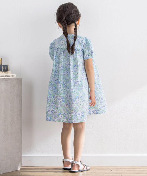 BeBe Petits Pois Vert(ベベ プチ ポワ ヴェール)/パステル花柄スカラップワンピース(95~150cm)/img02