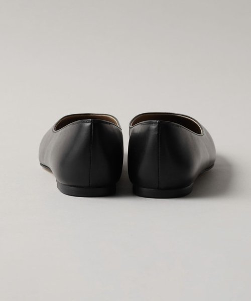 スライトトゥキャップ フラット10↑ パンプス BC1428459203(11000円)