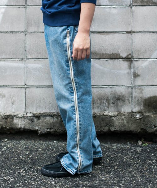 URBAN RESEARCH Sonny Label(アーバンリサーチサニーレーベル)/Wrangler　WREMAKE SIDE ZIP FLARE/img22