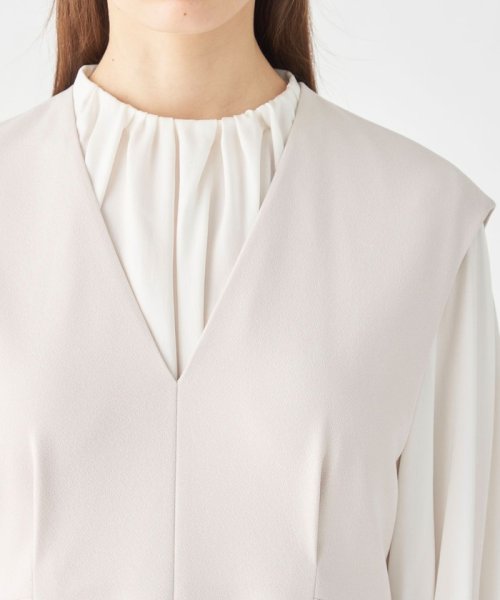 ドライアムンゼン Vネックフィットワンピース 