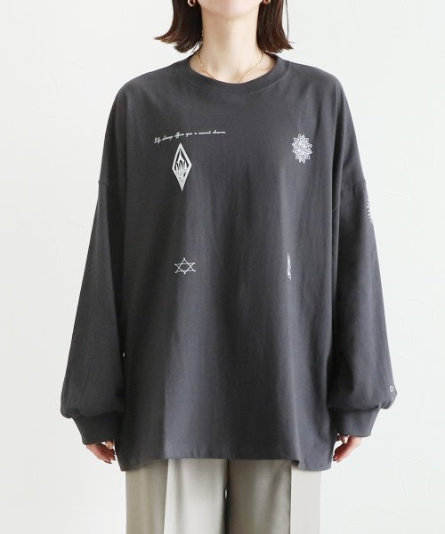 reca(レカ)/ビッグシルエットタトゥーデザインプリントTシャツ(R23227－k)/img49