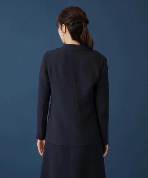 テーラードジャケット 