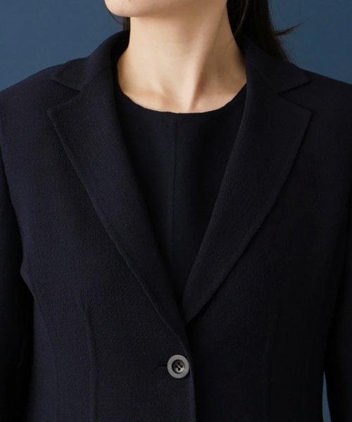 テーラードジャケット 