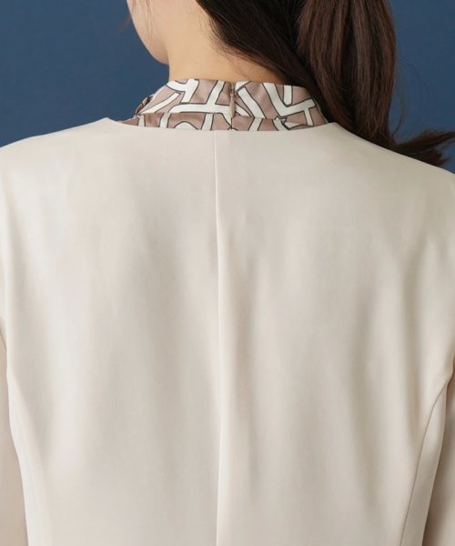 ノーカラージャケット 