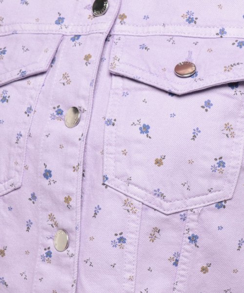 花柄プリントクロップド丈カラーデニムジャケット 海外モデル 　着用サイズ：S 国内M相当