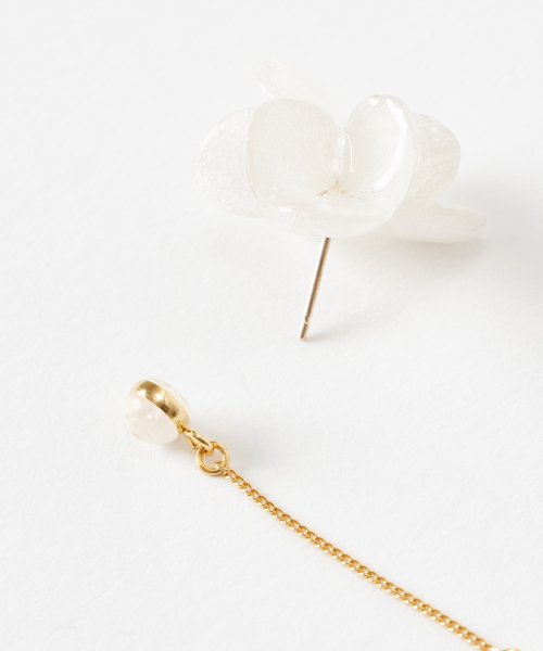 【alpaca to hana/アルパカトハナ】PEARL ajisai ピアス alpaca to hana/アルパカトハナ