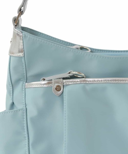 [撥水・ペットボトルホルダー付]アクセントレザーショルダーバッグ 