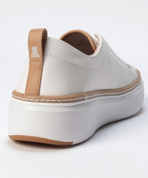 スタッズスリッポンスニーカー 