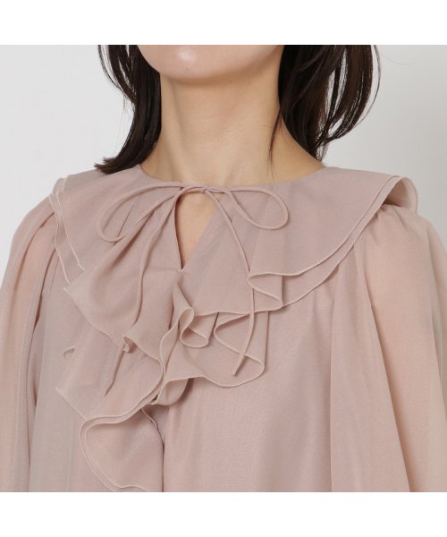 フリルカラーブラウス 