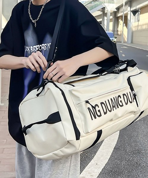 ninon(ニノン)/【大容量】【メンズ・レディース兼用】4WAYカジュアルボックス型スポーツバッグ/ボストンバッグ/バックパック/img04
