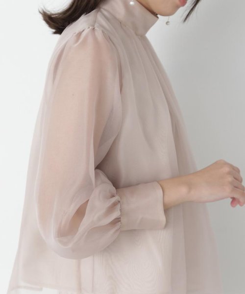 NATURAL BEAUTY BASIC(ナチュラルビューティーベーシック)/ハイネックボリュームシアーブラウス　24SS/img25