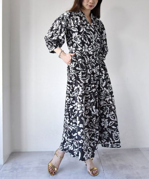 quaranciel:〈洗濯機可能〉リーフプリント スキッパー ギャザー ワンピース quaranciel