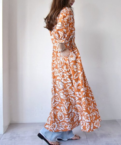 quaranciel:〈洗濯機可能〉リーフプリント スキッパー ギャザー ワンピース quaranciel