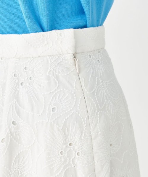 ボイルフラワーエンブロイダリー セミフレアスカート 
