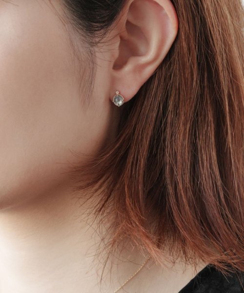 TOCCA(TOCCA)/【WEB限定＆数量限定】BLOOMING BUD K10 PIERCED EARRINGS K10 天然石カボションカット ピアス/img04
