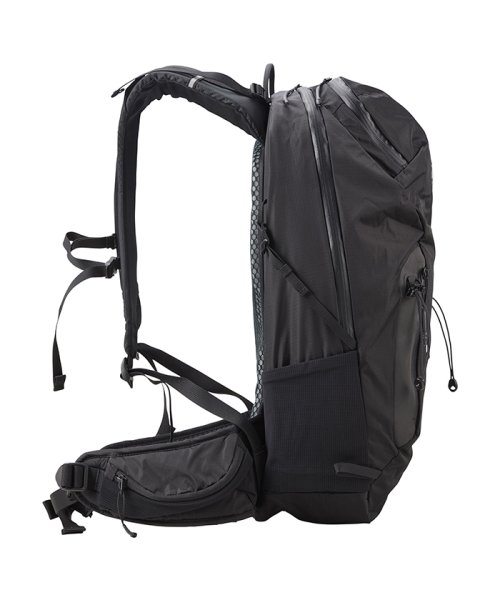 エアロストリームバッグパック 容量：約25L 