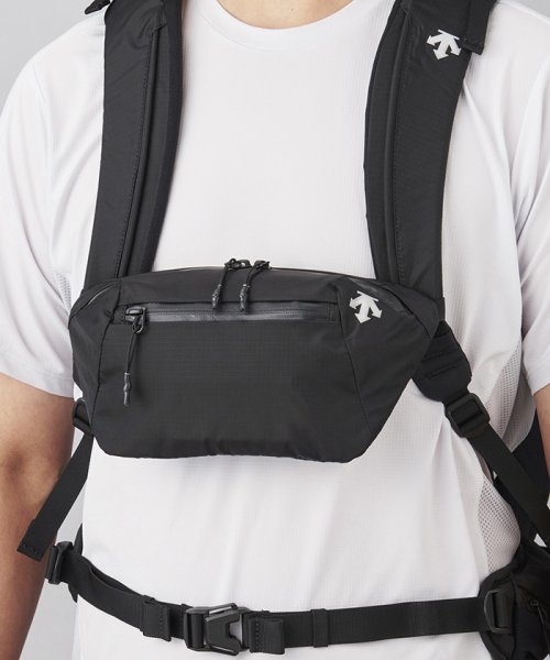 エアロストリームバッグパック 容量：約25L 