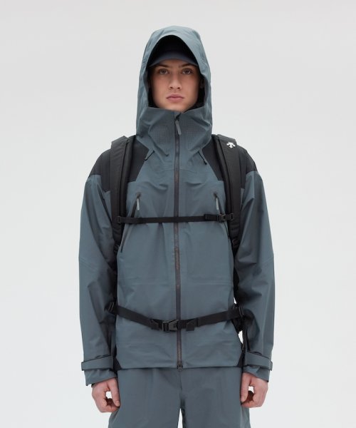 エアロストリームバッグパック 容量：約25L 