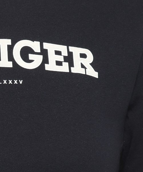 TOMMY HILFIGER(トミーヒルフィガー)/モノタイプフロッククルーネックTシャツ/img05