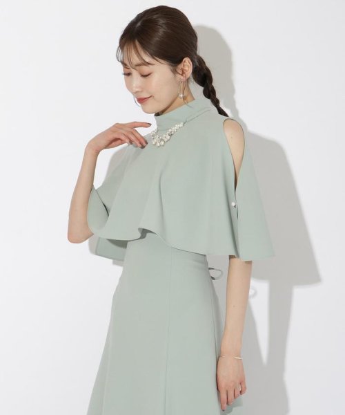 ケープレイヤードドレス 