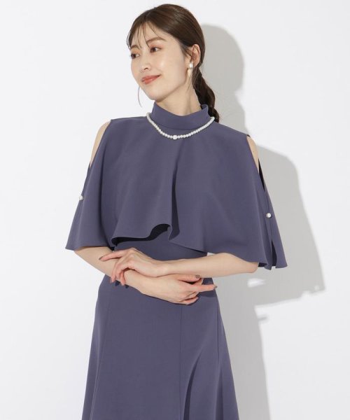 ケープレイヤードドレス 